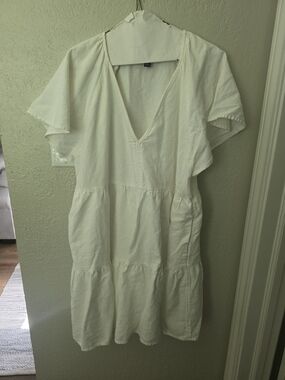 Universal Thread White Lightweight Cotton Mini Dress Or Long Tunic Top.